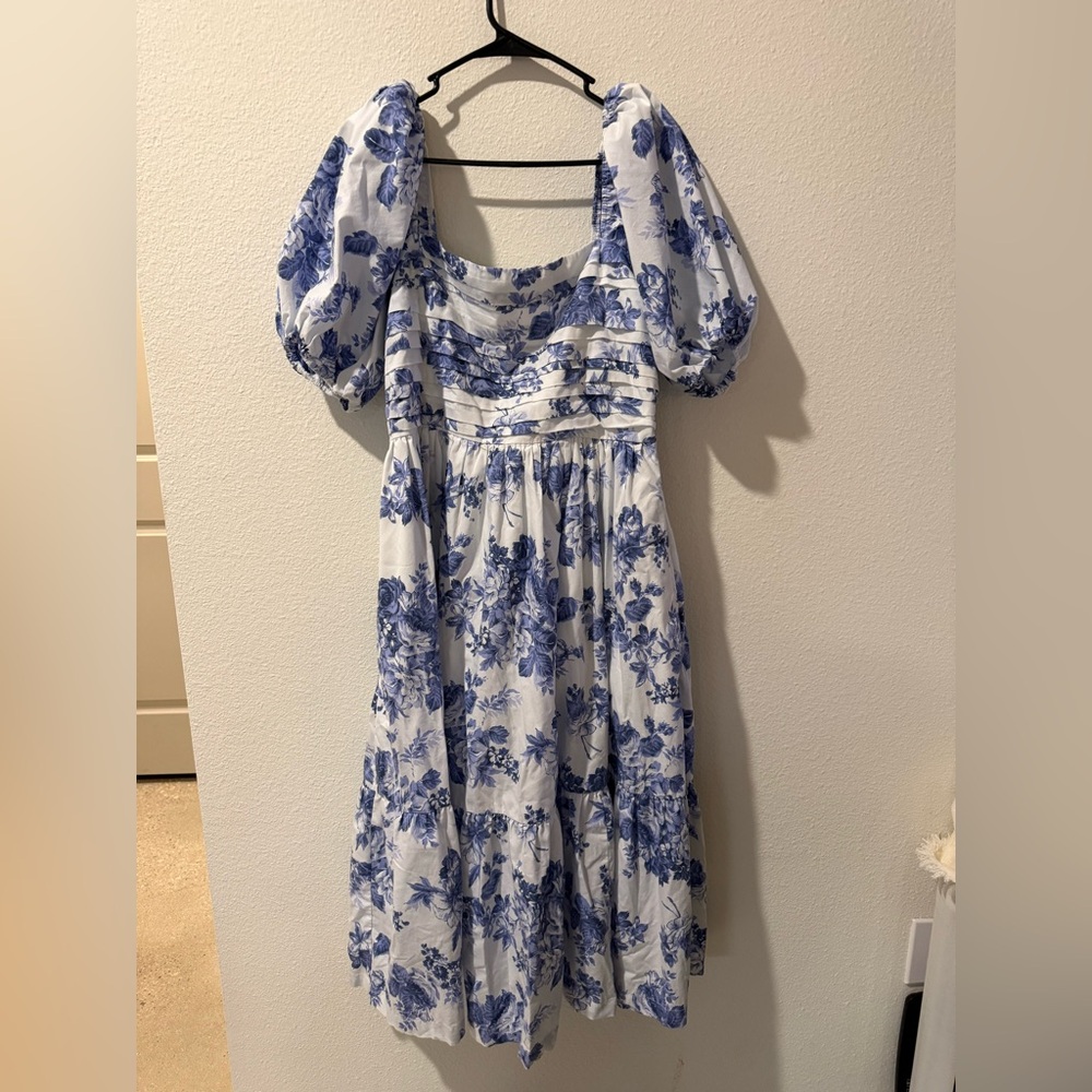 Abercrombie & Fitch Blue and White Floral Midi Dress